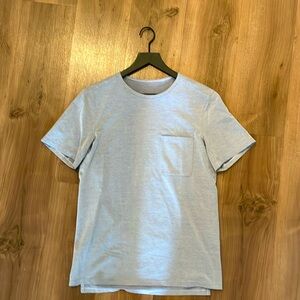 Lululemon - Pocket T-Shirt - Light Blue